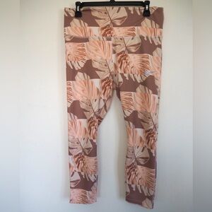 NIKE TROPICAL LEAF PRINT LEGGINGS